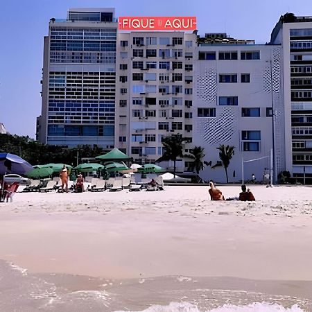 Studio Pe Na Areia Em Copacabana Ріо-де-Жанейро Екстер'єр фото